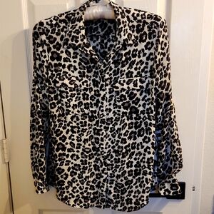 LOFT Black and White Long Sleeve Button Down Shirt